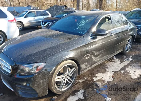 2019 Mercedes-Benz E 300 z USA, uszkodzony, nr VIN WDDZF4JB2KA546587
